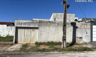 Imóvel 3050438 ['1444416795067'] - ['RUA VEREADOR RENATO SANTOS ANTIGA RUA 5,N. 37 QD 04 LT 22 ZR2, GRANDE HORIZONTE - CEP: 38057-878, UBERABA - MINAS GERAIS'] [''] - ['Uberaba']/['MG'] - 1