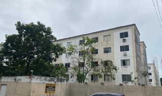 Imóvel 3093739 ['8555534516230'] - ['AVENIDA PROFESSOR THEOCRITO BATISTA,N. 182 APTO. 302 BL 21, CAJI - CEP: 42721-810, LAURO DE FREITAS - BAHIA'] ['Caji'] - ['Lauro de Freitas']/['BA'] - 1
