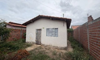 Imóvel 2673839 ['8555533275205'] - ['RUA XIII,N. 516 LT 2 QD B, CENTRO - CEP: 64290-000, ALTOS - PIAUI'] [''] - ['Altos']/['PI'] - 1