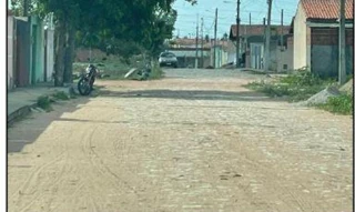 Imóvel 1254439 ['8444421162580'] - ['RUA PRINCESA DO AGRESTE,N. 270 CS04, MASSARANDUBA - CEP: 59570-000, CEARA-MIRIM - RIO GRANDE DO NORTE'] [''] - ['Ceará-Mirim']/['RN'] - 1