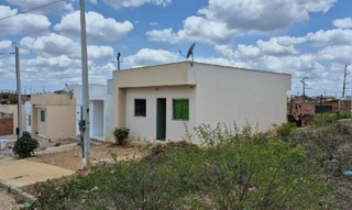 Imóvel 2643939 ['8444425982719'] - ['RUA 04-D,N. 47, NOSSA SRª DE FÁTIMA - CEP: 56000-000, SALGUEIRO - PERNAMBUCO'] [''] - ['Salgueiro']/['PE'] - 1