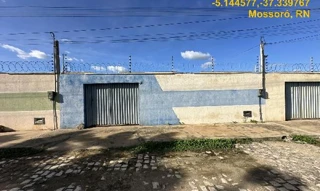 Imóvel 2970439 [''] - ['RUA ISABEL SOARES DA CUNHA, N. 141, QD 04 LT 20, REDENCAO, LOT ISLA VERDE - MOSSORO/RN - CEP: 59620732, REDENCAO'] ['Redenção'] - ['Mossoró']/['RN'] - 1