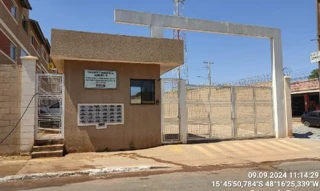 Imóvel 2672440 ['8787712306319'] - ['QUADRA 11 CONJUNTO A,N. SN APTO. 101 AVENIDA 02 BL A LT 27 C, PARQUE DA BARRAGEM SETOR 05 - CEP: 72910-595, AGUAS LINDAS DE GOIAS - GOIAS'] ['Setor 12'] - ['Águas Lindas De Goiás']/['GO'] - 1