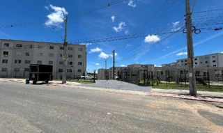 Imóvel 2359140 ['8787709841608'] - ['RUA VIVER SALVADOR,N. 350 APTO. 101 BL 12, AREIA BRANCA - CEP: 41412-265, SALVADOR - BAHIA'] ['Areia Branca'] - ['Salvador']/['BA'] - 1