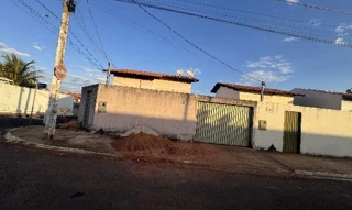 Imóvel 3076840 ['8444411640004'] - ['RUA STALINA DINATTO CADIMA ANTG RUA 05,N. 15 LT 10 QD 10, PARQUE DOS VERDES - CEP: 38445-711, ARAGUARI - MINAS GERAIS'] ['Parque dos Verdes'] - ['Araguari']/['MG'] - 1