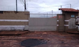 Imóvel 2702440 ['8555521246639'] - ['QUADRA 40,N. SN CS 04, CHACARA 10, MOD B, SETOR DE CHACARAS ANHANGUERA B - CEP: 72871-597, VALPARAISO DE GOIAS - GOIAS'] ['Chácaras Anhanguera'] - ['Valparaíso De Goiás']/['GO'] - 1