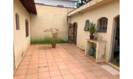 Casa em São Paulo, Chácara Santo Antônio (Zona Sul), Rua Pires de Oliveira, 1.207 e 1.221, SP. Área: 450m2