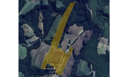 Terreno em Ipiranga, , situado no lugar denominado Lustosa Irara, com denominacao especifica Fazenda Itaporanga parte II . Coordenadas geograficas 24°53 28.4 S 50°42 10.1 W, entre os sitios Kossoski e Agro Oliveira., PR. Área: 287698m2