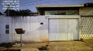 Imóvel 2493941 ['8444410043649'] - ['RUA PAINEIRA ROSA,N. 148 CS 02, FLORESTA ENCANTADA - CEP: 32809-106, ESMERALDAS - MINAS GERAIS'] ['Floresta Encantada'] - ['Esmeraldas']/['MG'] - 1