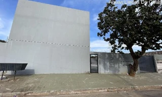 Imóvel 2521142 ['8444435198271'] - ['QUADRA 10 CONJUNTO A,N. SN APTO. 108 LT 08 RUA TIETE, PARQUE DA BARRAGEM SETOR 05 - CEP: 72910-585, AGUAS LINDAS DE GOIAS - GOIAS'] ['Parque da Barragem'] - ['Águas Lindas De Goiás']/['GO'] - 1