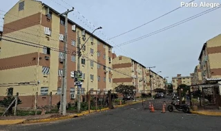 Imóvel 2401443 ['8042810001160'] - ['RUA PAULO RENATO KETZER DE SOUZA,N. 300 APTO. 502 BL C, ALTO PETRÓPOLIS - CEP: 91250-554, PORTO ALEGRE - RIO GRANDE DO SUL'] ['Rubem Berta'] - ['Porto Alegre']/['RS'] - 1