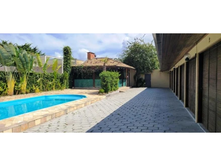 Casa em Guaratuba, Piçarras, Rua Dr. Réo Benet, PR. Área: 133.15m2
