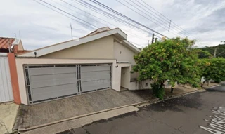 Foto de Casas em Leilão em São João da Boa Vista / SP - 2964344