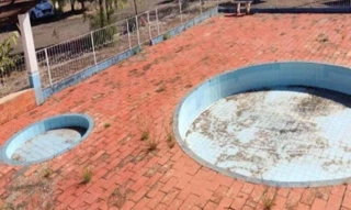 Imóvel 1531745 ['IDR177210'] - ['Avenida Silveira Pinto, n° 1655, Setor 02, Quadra 43, Lote 11, Vila Herminia, Ribeirão do Pinhal, PR, 86490-000'] ['Vila Herminia'] - ['Ribeirão Do Pinhal']/['PR'] - 1