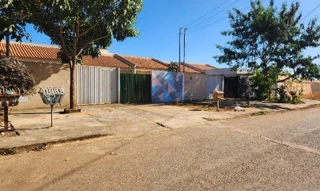 Imóvel 2269445 ['8444422237656'] - ['QUADRA E 3,N. SN CS 01 LT 26 AV GOIAS, , CIDADE JARDIM MARILIA - CEP: 72855-543, LUZIANIA - GOIAS'] ['Jardim do Inga'] - ['Luziânia']/['GO'] - 1