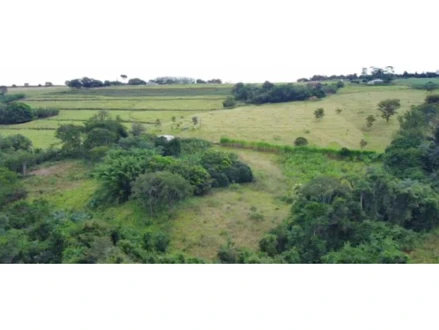 Imóvel rural em Lagoa Formosa, , FAZENDA MATA BURROS- ACESSO PELA MARGEM DIREITA DA BR 354 SENTIDO PATOS DE MINAS – LAGOA FORMOSA, EM FRENTE À “PAMONHARIA DA ROÇA”, MG. Área: 24m2