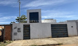 Imóvel 3097347 ['8444430766310'] - ['RUA CECY VALE MOREIRA,N. 207 QD J LT 12, NOVA PIRAPORA - CEP: 39274-247, PIRAPORA - MINAS GERAIS'] ['Nova Pirapora'] - ['Pirapora']/['MG'] - 1