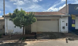 Imóvel 2594348 ['8787708511400'] - ['RUA VN 64 - ROGERIO DE ALMEIDA ROCHA,N. 218 218, 1211, CONJUNTO HABITACIONAL VIDA NOVA - CEP: 14784-852, BARRETOS - SAO PAULO'] [''] - ['Barretos']/['SP'] - 1