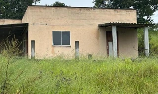 Imóvel 2719248 [''] - ['RUA JOSE DOS SANTOS RODRIGUES, N. SN, LT10'] [''] - ['Carandaí']/['MG'] - 1