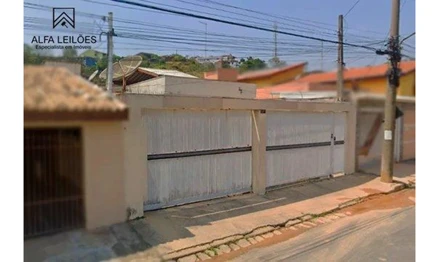 Casa em Várzea Paulista, Nucleo Res. Satelite, Avenida do Pinheirinho, n 409, SP. Área: 164.89m2