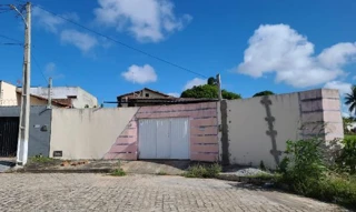 Imóvel 2394449 ['8444421620685'] - ['RUA CAMPINENSE,N. 231 LOTE 258, QUADRA 17, ESTIVAS - CEP: 59575-000, EXTREMOZ - RIO GRANDE DO NORTE'] ['Centro parque clube'] - ['Extremoz']/['RN'] - 1