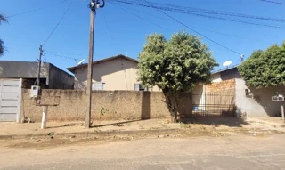 Imóvel 1844649 ['8555507340046'] - ['RUA 4,N. 32 LOTE 18 QUADRA 56, CENTRO - CEP: 78850-000, PRIMAVERA DO LESTE - MATO GROSSO'] [''] - ['Primavera Do Leste']/['MT'] - 1
