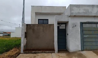 Imóvel 2537049 ['1444415264980'] - ['RUA JOSE SILVEIRA BOTELHO (ANTIGA RUA 2),N. 170 LT 19 QD C, JARDIM DONA ANTONIA BATISTA - CEP: 19605-346, RANCHARIA - SAO PAULO'] [''] - ['Rancharia']/['SP'] - 1