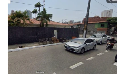 Casa em Fortaleza, Aldeota, Rua Beni Carvalho, 265, CE. Área: 301.73m2