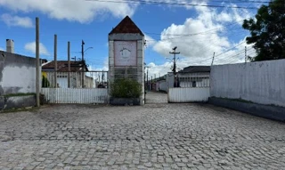 Imóvel 2952950 ['8444407769472'] - ['RUA DICIONARISTA AURELIO BUARQUE DE HOLANDA,N. 248 LT 13 QD A, MASSARANDUBA - CEP: 57300-000, ARAPIRACA - ALAGOAS'] ['Massaranduba'] - ['Arapiraca']/['AL'] - 1