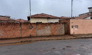 Imóvel 2636850 ['8444405148250'] - ['AVENIDA NORUEGA,N. 150 LT 14 QD 22, JARDIM AEROPORTO - CEP: 39683-610, CAPELINHA - MINAS GERAIS'] ['Jardim Aeroporto'] - ['Capelinha']/['MG'] - 1