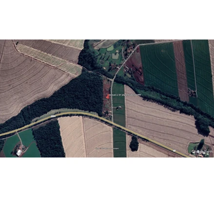 Imóvel rural em Ubiratã, Zona Azul, Nas margens da BR 369 Km 435 coordenadas 24°33'00.2"S 53°00'51.9"W, saindo do trevo de acesso à Av. João Pepino de Ubiratã, na Rodovia BR 369, sentido Cascavel, aproximadamente 1.500 metros, PR. Área: 43560m2