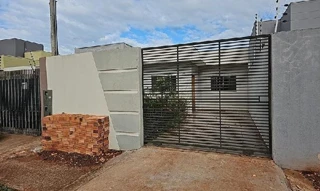 Imóvel 2437353 ['8444424917204'] - ['RUA TUCANO DE BICO PRETO,N. 30 CS2, QD34 LT09, RESIDENCIAL CIDADE JARDIM - CEP: 86711-130, ARAPONGAS - PARANA'] [''] - ['Arapongas']/['PR'] - 1