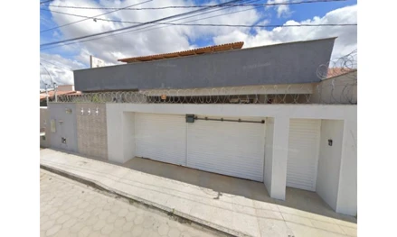 Casa em Nanuque, Village Vista Linda, Rua Aracy Pinto, 300, Village Vista Linda, Nanuque, MG, 39860-000, MG. Área: 221m2