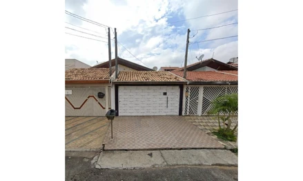 Casa em Taubaté, Belém, R. Aquiles Guilherme Gigli, SP. Área: 67.27m2
