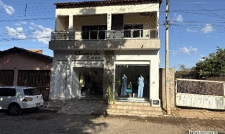 Imóvel 2990255 ['1555528218152'] - ['PRAÇA DERALDINO LINO DE SOUZA,N. 385 APENAS O PAVIMENTO TÉRREO., CENTRO - CEP: 47520-000, IBOTIRAMA - BAHIA'] [''] - ['Ibotirama']/['BA'] - 1