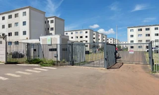 Imóvel 2794456 ['8787716463397'] - ['AVENIDA PORTO DOURADO,N. SN APTO. 101 LT 02 BL 12, FAZENDA DOURADOS - CEP: 74000-000, GOIANIA - GOIAS'] [''] - ['Goiânia']/['GO'] - 1