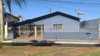 Foto de Casa em Leilão em Frutal / MG - 2958356