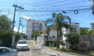 Imóvel 2711457 ['8555535217539'] - ['ESTRADA VEREADOR LUIZ CARLOS DA SILVA,N. 500 APTO. 502 BL 01, ROCHA - CEP: 24000-000, SAO GONCALO - RIO DE JANEIRO'] ['Rocha'] - ['São Gonçalo']/['RJ'] - 1