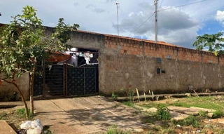 Imóvel 2654057 [''] - ['Rua 25, Quadra 23, Lote 24-B, Parque Santo Antônio, Santo Antônio do Descoberto/GO'] ['Parque Santo Antonio'] - ['Santo Antônio Do Descoberto']/['GO'] - 1