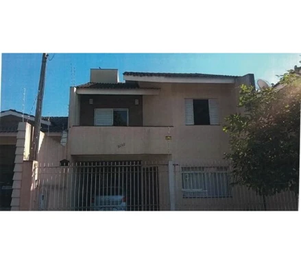 Casa em Paranavaí, Jardim Ouro Branco, Rua Castro n 2010, PR. Área: 131m2