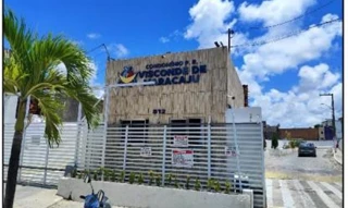 Imóvel 2400658 ['8555516260432'] - ['AVENIDA PRESIDENTE JUSCELINO KUBITSCHECK,N. 07 APTO. 102 BLOCO A7, SANTOS DUMONT - CEP: 49060-530, ARACAJU - SERGIPE'] ['18 do Forte'] - ['Aracaju']/['SE'] - 1