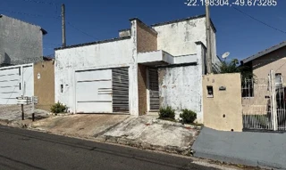 Imóvel 3050258 ['8555523600766'] - ['RUA VEREADOR ANTONIO MACELLONI,N. 163 QD N LT16, RESIDENCIAL MONTE VERDE - CEP: 17401-180, GARCA - SAO PAULO'] ['Res. Monte Verde'] - ['Garça']/['SP'] - 1