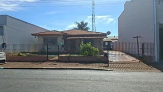 Imóvel 3004758 [''] - ['Avenida São Francisco, 81, Centro, Califórnia, PR'] [''] - ['Califórnia']/['PR'] - 1