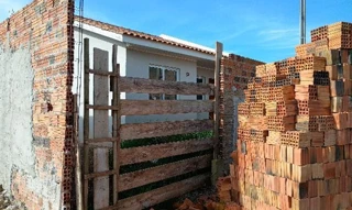 Imóvel 2394259 ['8787710804761'] - ['RUA GERSON LUIZ SOVINSKI,N. 22, CONTORNO - CEP: 84059-067, PONTA GROSSA - PARANA'] [''] - ['Ponta Grossa']/['PR'] - 1