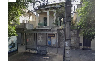 Casa em Belo Horizonte, Floresta, Avenida do Contorno, Nº1922, MG. Área: 70m2