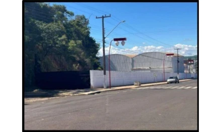 Imóvel rural em Assaí, , Avenida Rio de Janeiro, PR. Área: 7247.87m2