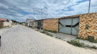 Imóvel 2494160 ['8555531284428'] - ['RUA B,N. 18 QD A LOTE 18, CENTRO - CEP: 44330-000, SAO GONCALO DOS CAMPOS - BAHIA'] [''] - ['São Gonçalo dos Campos']/['BA'] - 1
