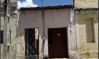 Imóvel 2333160 ['1555524585762'] - ['RUA MAJOR LINDOLFO PIRES,N. 23, CENTRO - CEP: 58800-000, SOUSA - PARAIBA'] ['Centro'] - ['Sousa']/['PB'] - 1