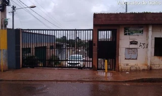 Imóvel 2643860 ['8555527613986'] - ['RUA CARIJOS,N. SN QUADRA 23, CS 03, , CHACARA 20, SETOR DE CHACARAS ANHANGUERA C - CEP: 72871-677, VALPARAISO DE GOIAS - GOIAS'] ['Chácaras Anhanguera'] - ['Valparaíso De Goiás']/['GO'] - 1