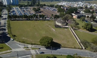 Imóvel 2837360 [''] - ['Estrada Municipal Glaudiston Pereira de Oliveira (esquina com a Av. Brigadeiro Faria Lima), Bairro do Putim - São José dos Campos/SP'] [''] - ['São José Dos Campos']/['SP'] - 1